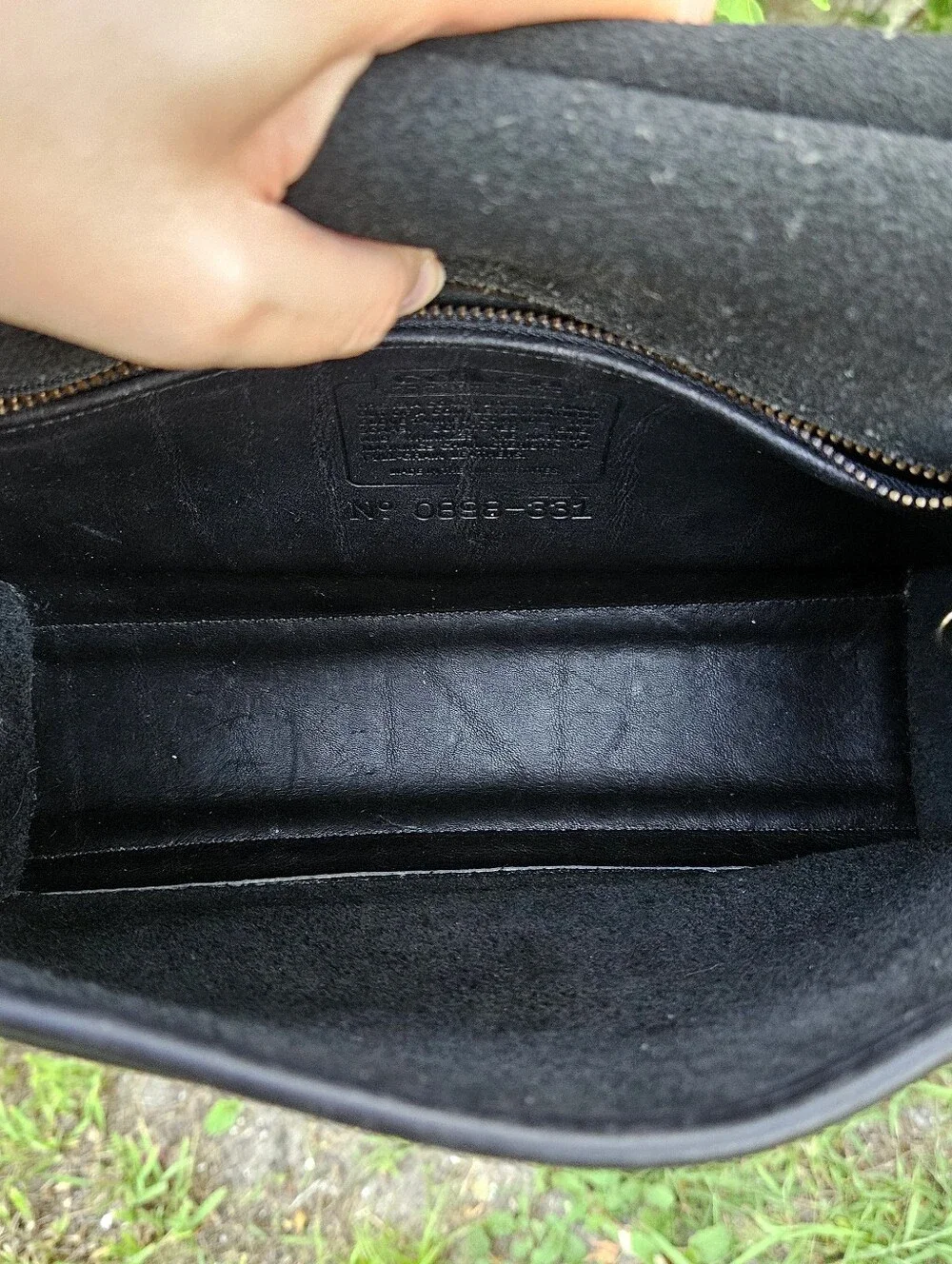 Vintage Coach Logan 9907 Black Leather Turnlock Crossbody USA Pre-1994